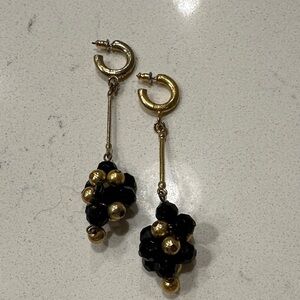 Elegant Black and Gold Dangle Earrings